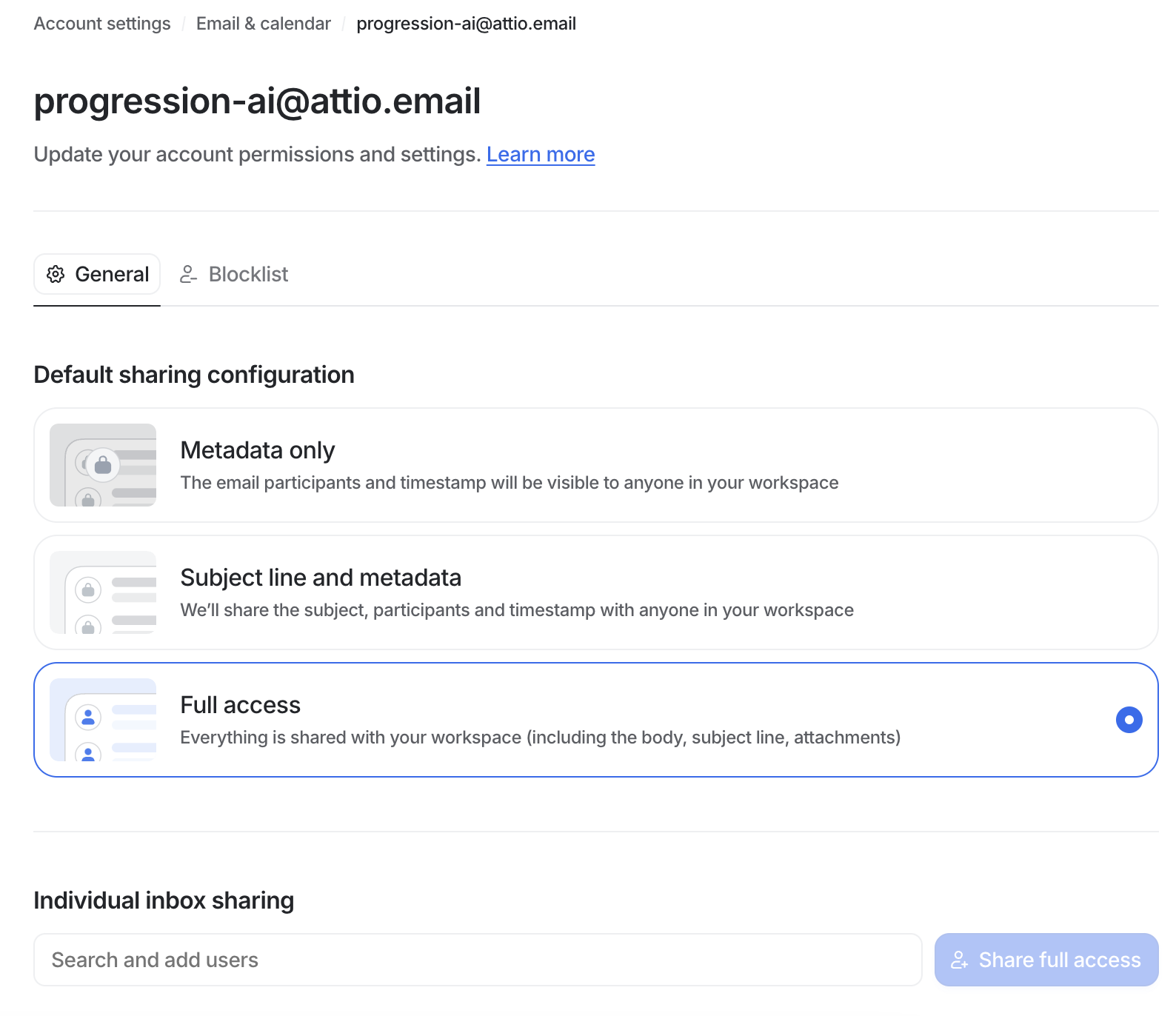 Attio: Sharing-Konfiguration mit den drei Abstufungen Metadata only, Subject line and metadata und Full access