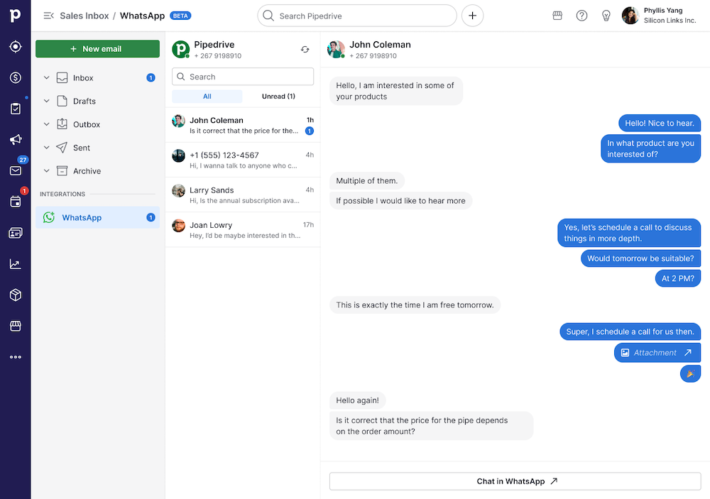 Pipedrive Sales Inbox mit verbundenem WhatsApp-Kanal und laufender Konversation